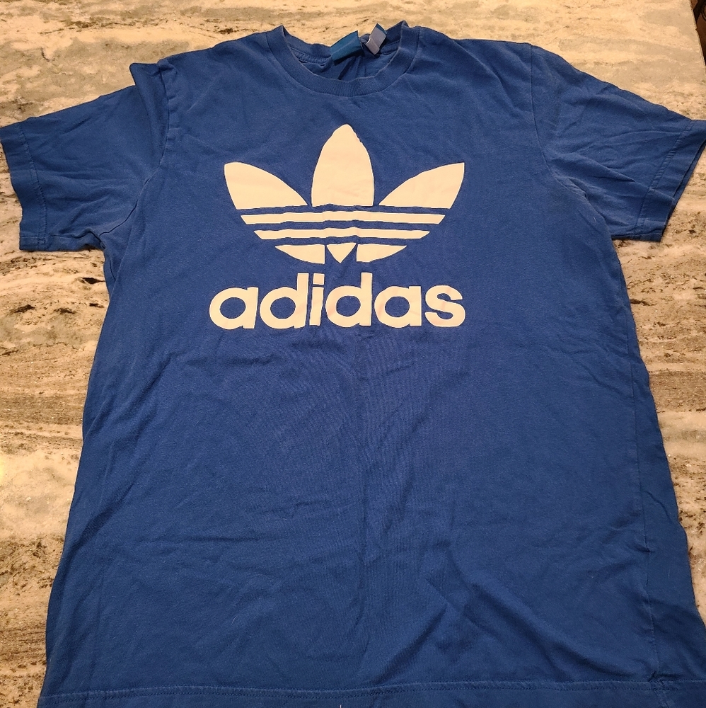 Adidas t-shirt